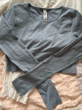 Ebb to Street L/S Crop Top